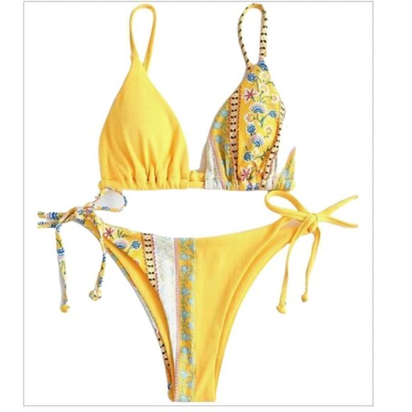 NWT Yellow Floral Print String Bikini - Juniors Large - Picture 1 of 16